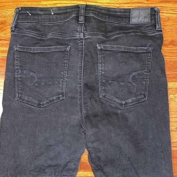 AMERICAN Eagle Next Level Stretch Distressed Ripped Goth Black Jeans 10 Short - Picture 8 of 16